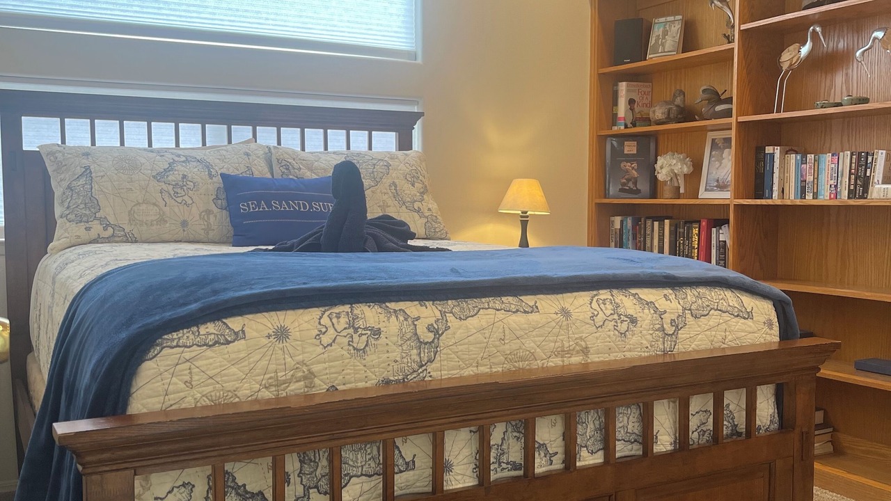 Photo of Bedroom in Marine Terrace