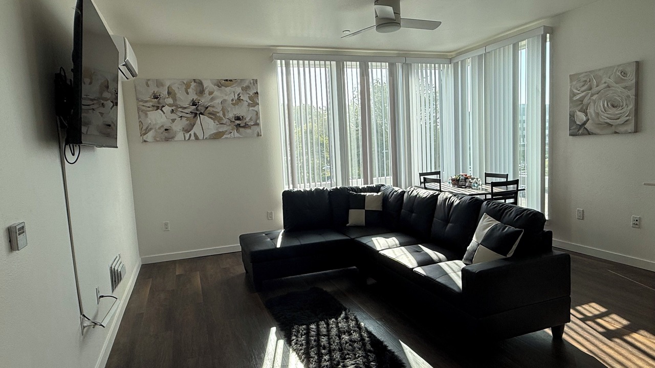 Photo of Livingroom in Old San Leandro