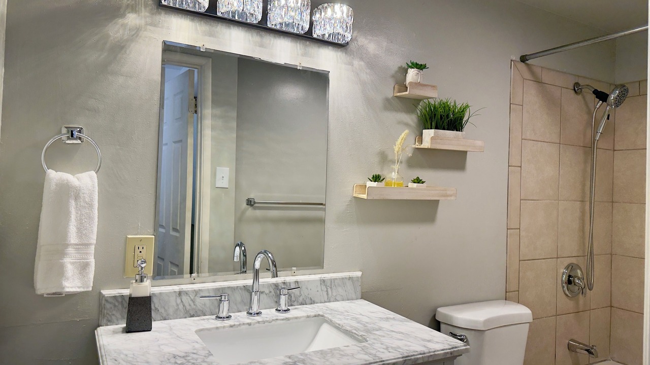 Photo of Bathroom in Visalia