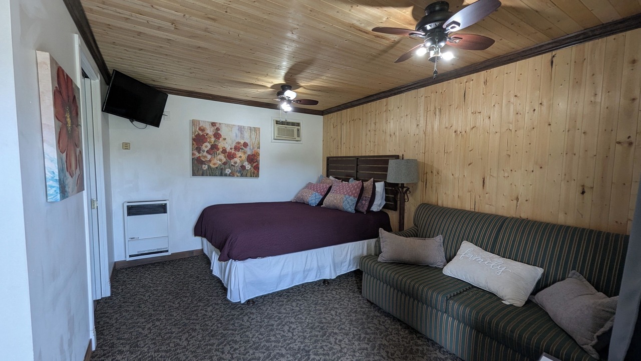 Photo of Bedroom in Squaw Valley
