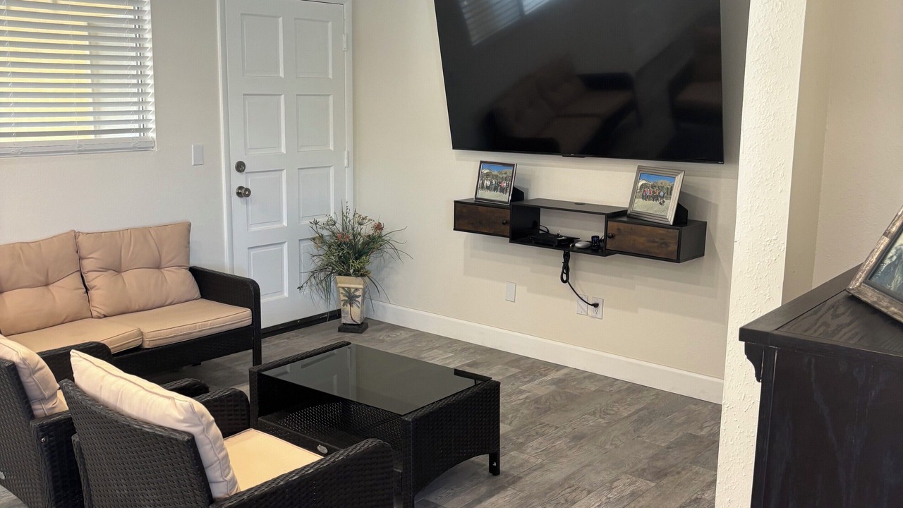 Photo of Livingroom in Lake Havasu City