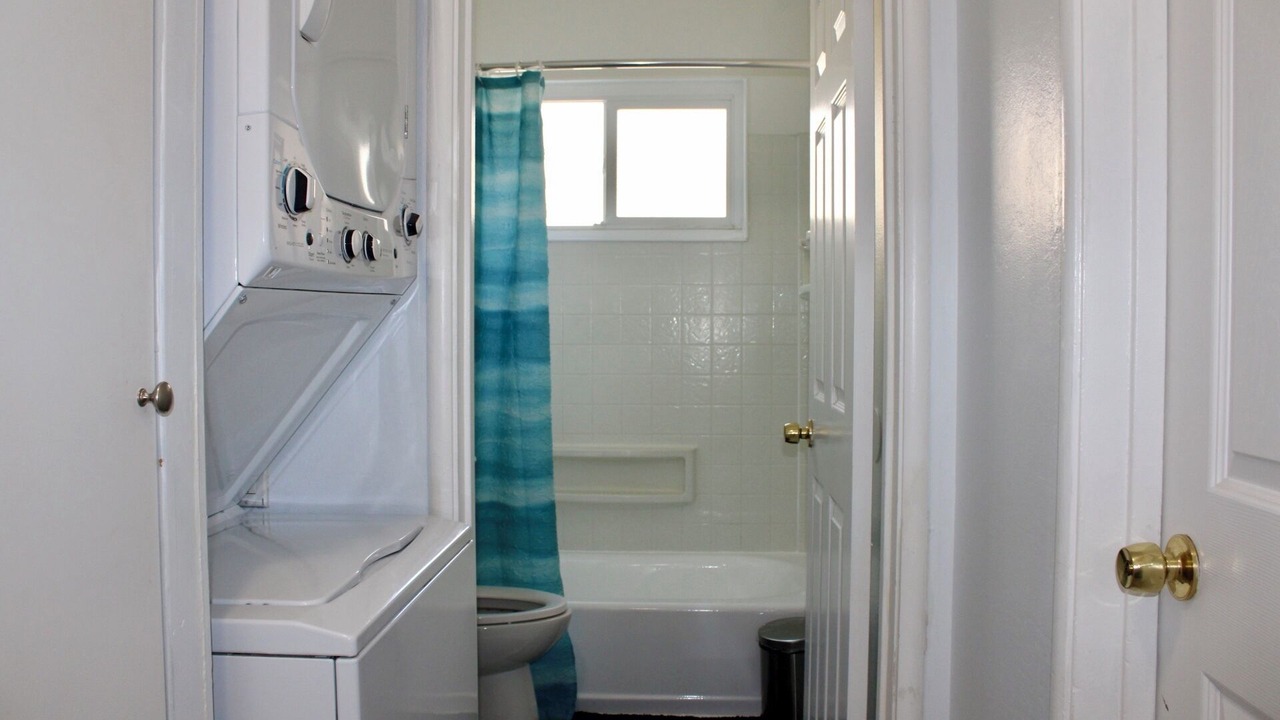 Photo of Bathroom in Castro Valley