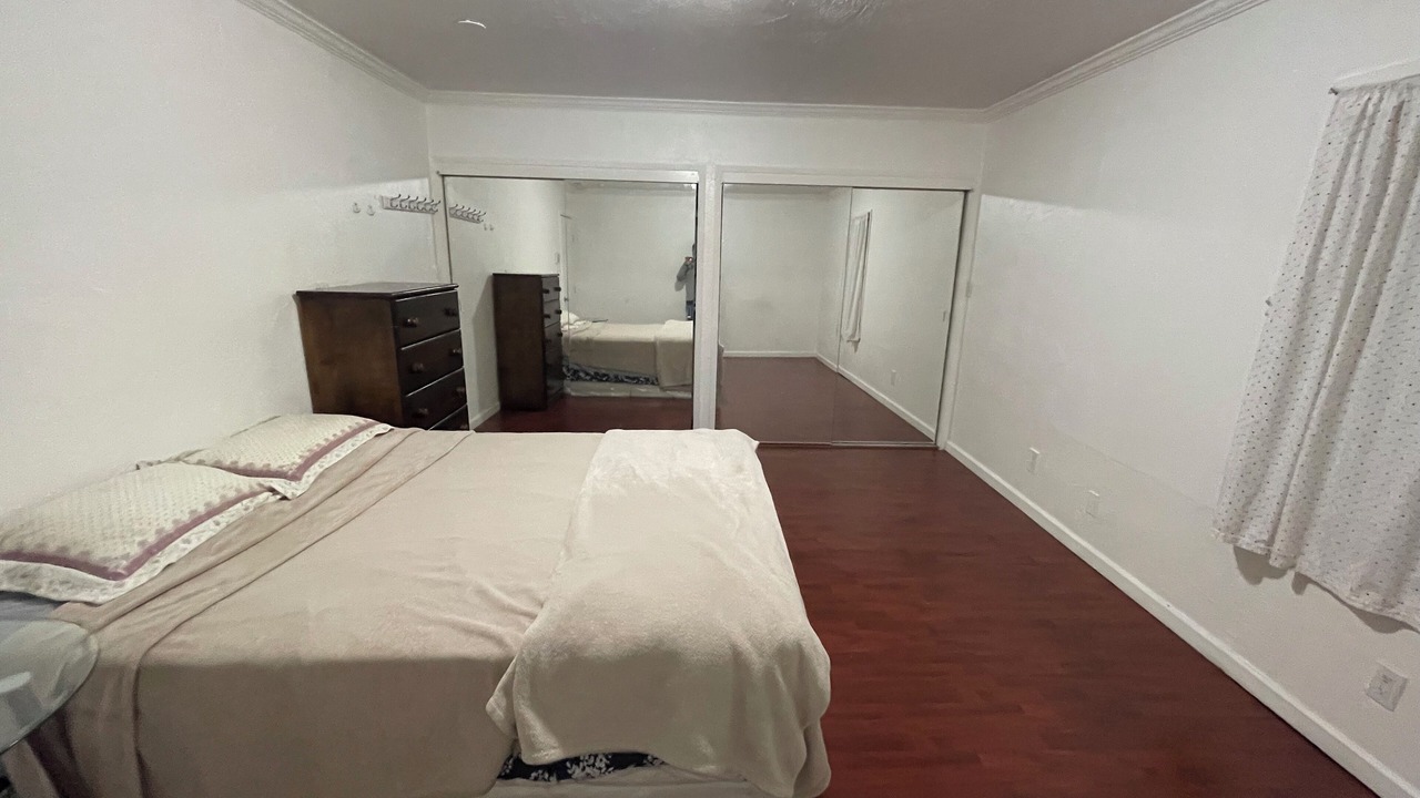 Photo of Bedroom in Oakland