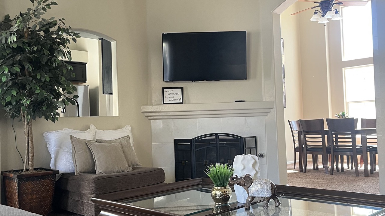 Photo of Livingroom in Pumpkin Center