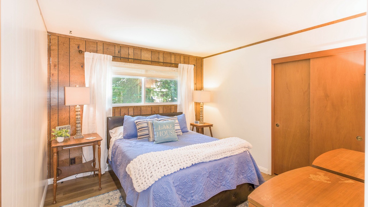 Photo of Bedroom in Lake Almanor West