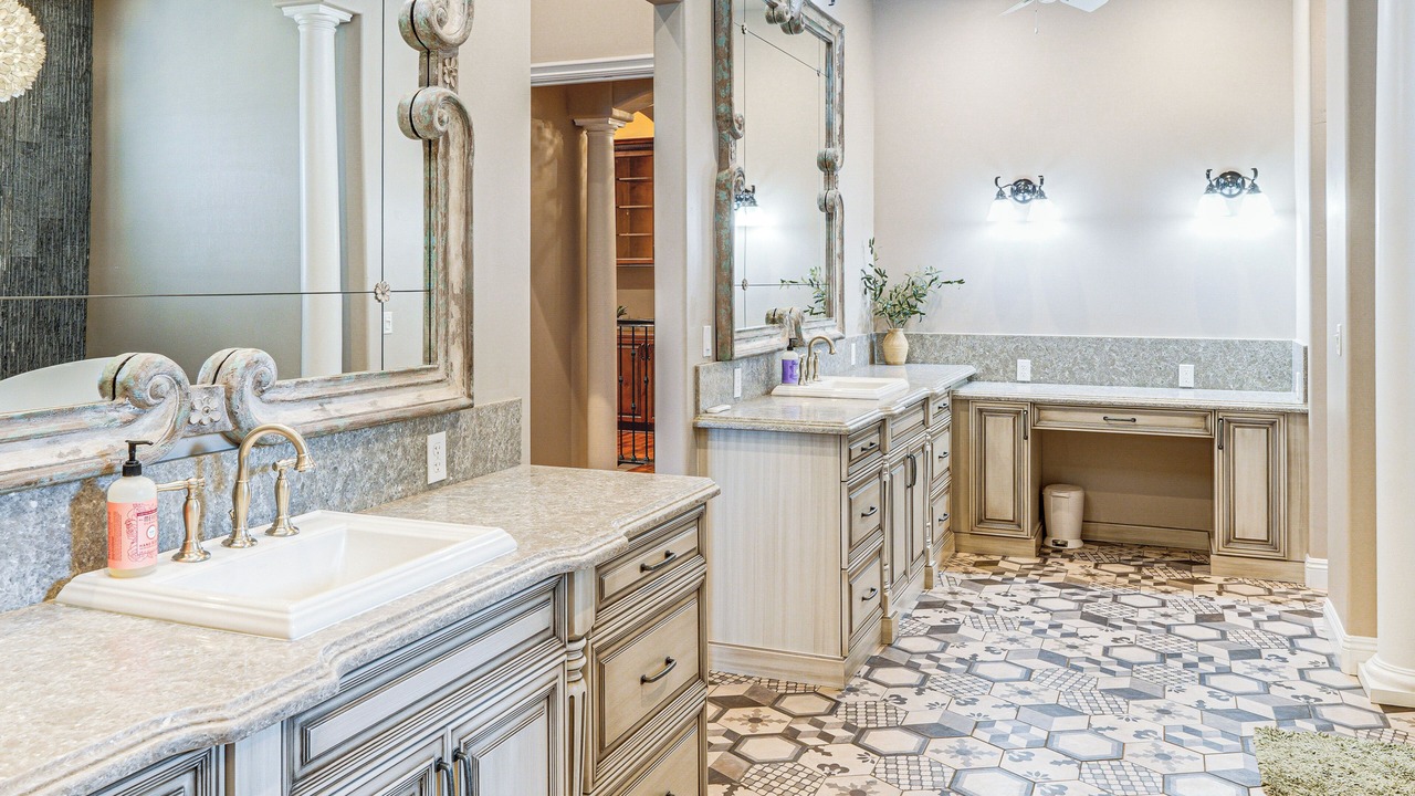 Photo of Bathroom in Porterville