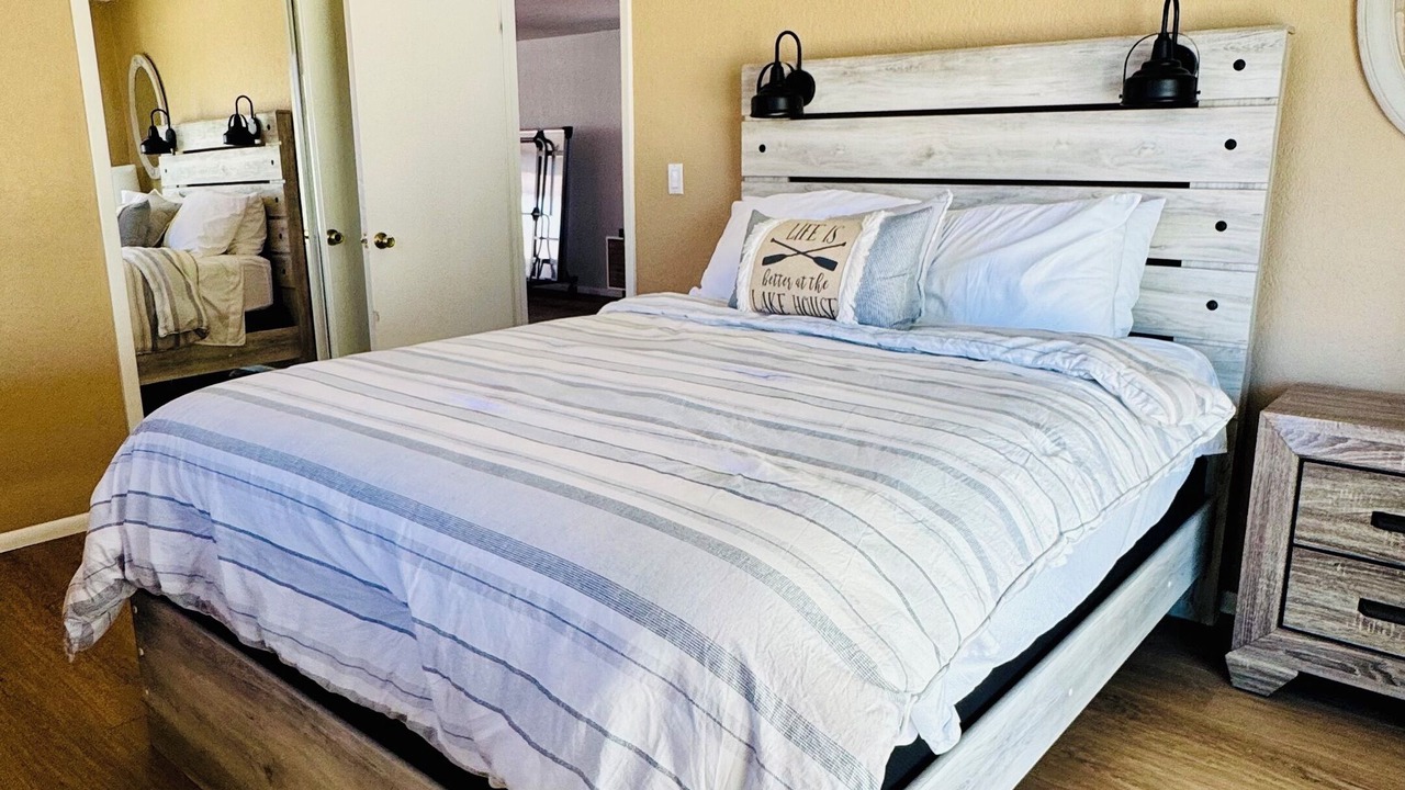 Photo of Bedroom in Lake Havasu City
