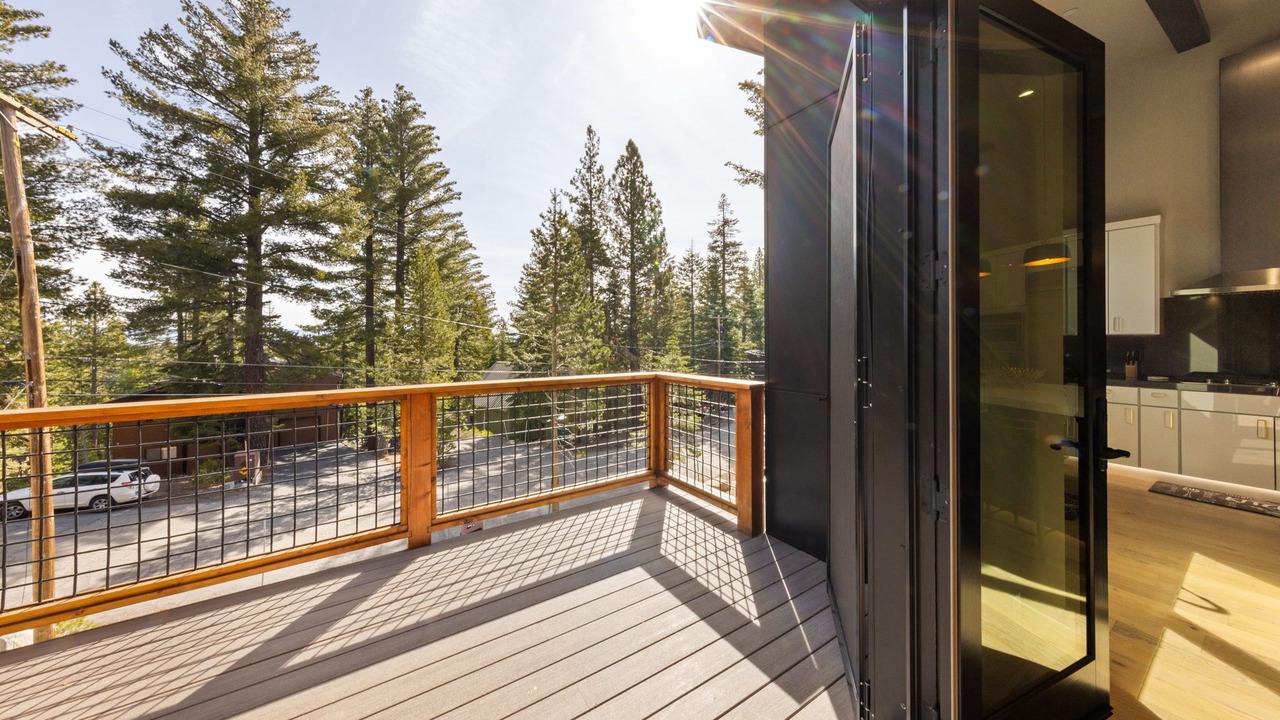 Photo of Patio Balcony in Chamberlands
