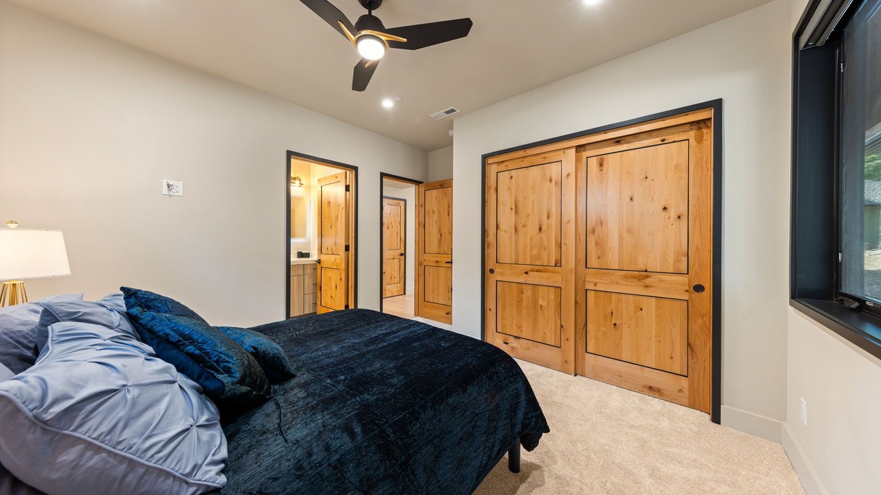 Photo of Bedroom in Chamberlands