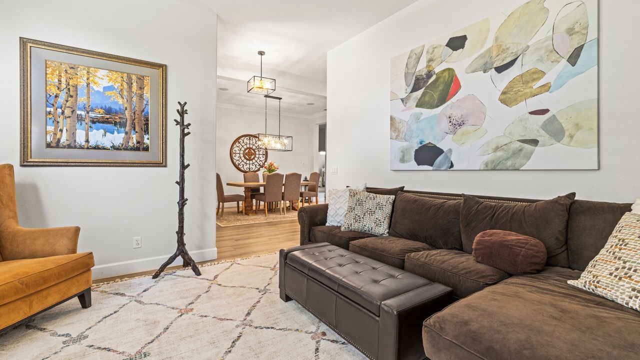 Photo of Livingroom in Pleasant Grove