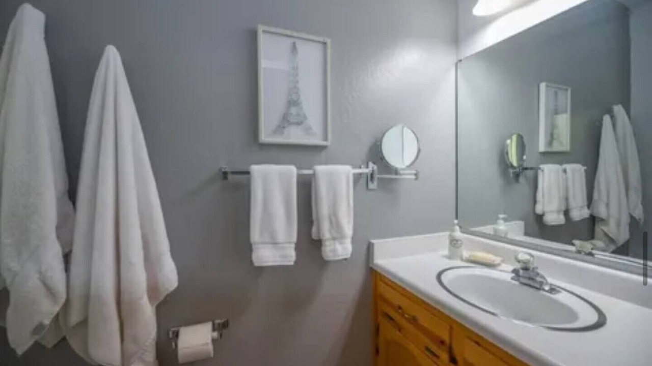 Photo of Bathroom in Mi-Wuk Village