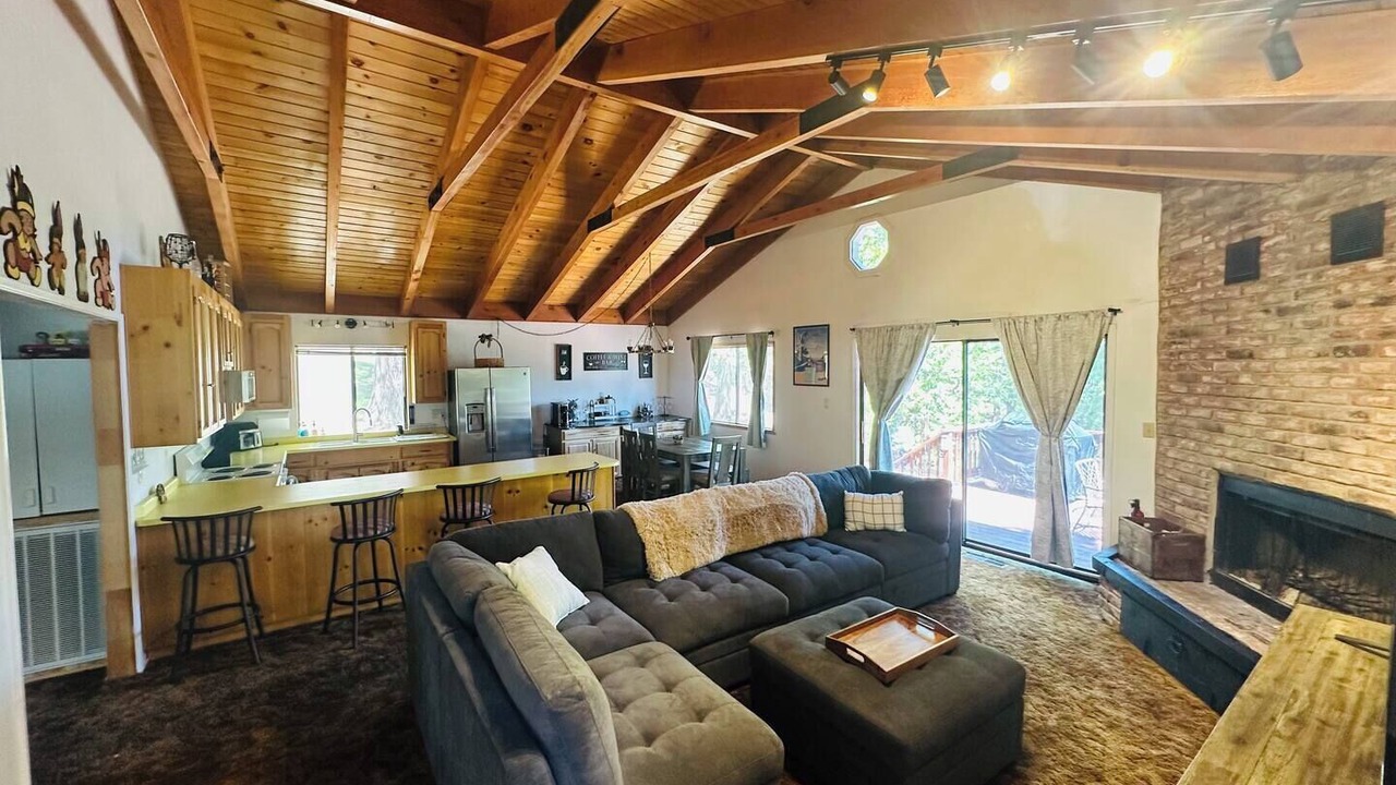 Photo of Livingroom in Mi-Wuk Village