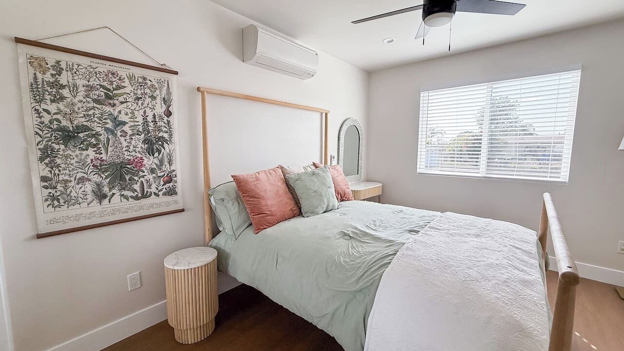Photo of Bedroom in Lincoln Acres