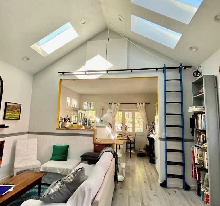 Photo of Livingroom in Westside Santa Cruz