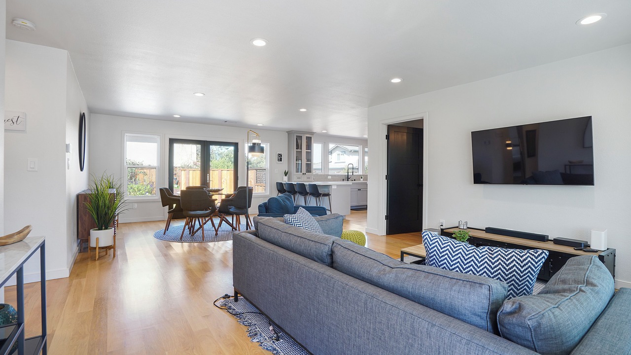 Photo of Livingroom in Castro Valley