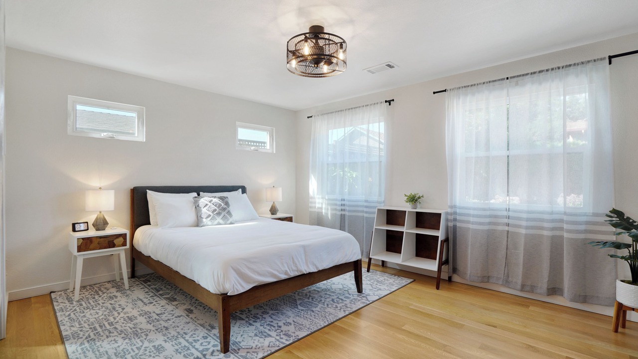Photo of Bedroom in Castro Valley