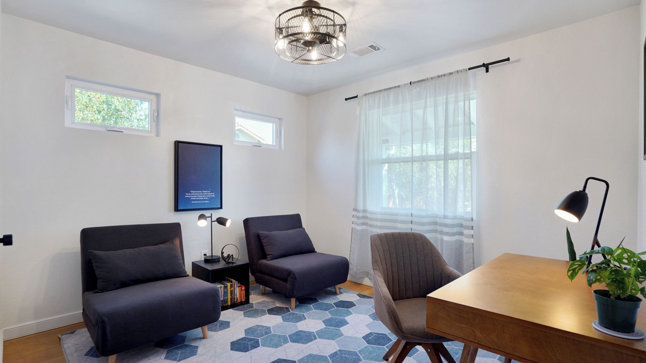 Photo of Livingroom in Castro Valley
