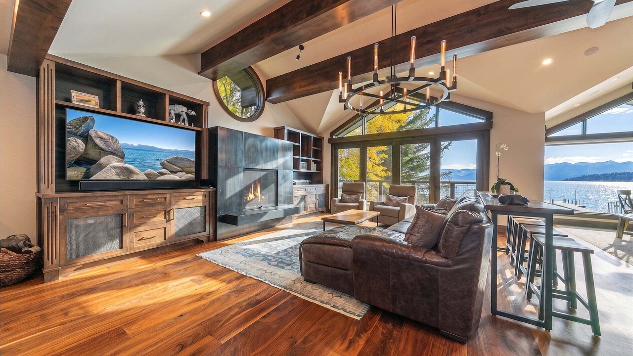 Photo of Livingroom in Carnelian Bay