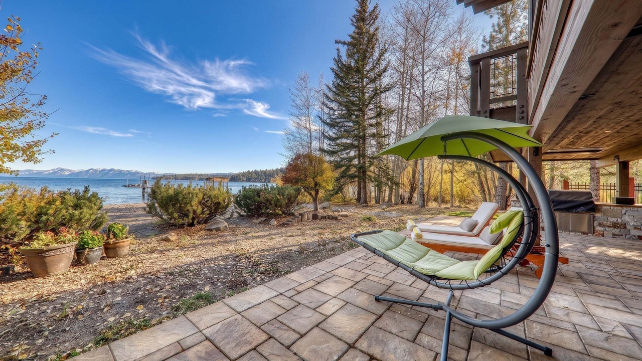 Photo of Patio Balcony in Carnelian Bay