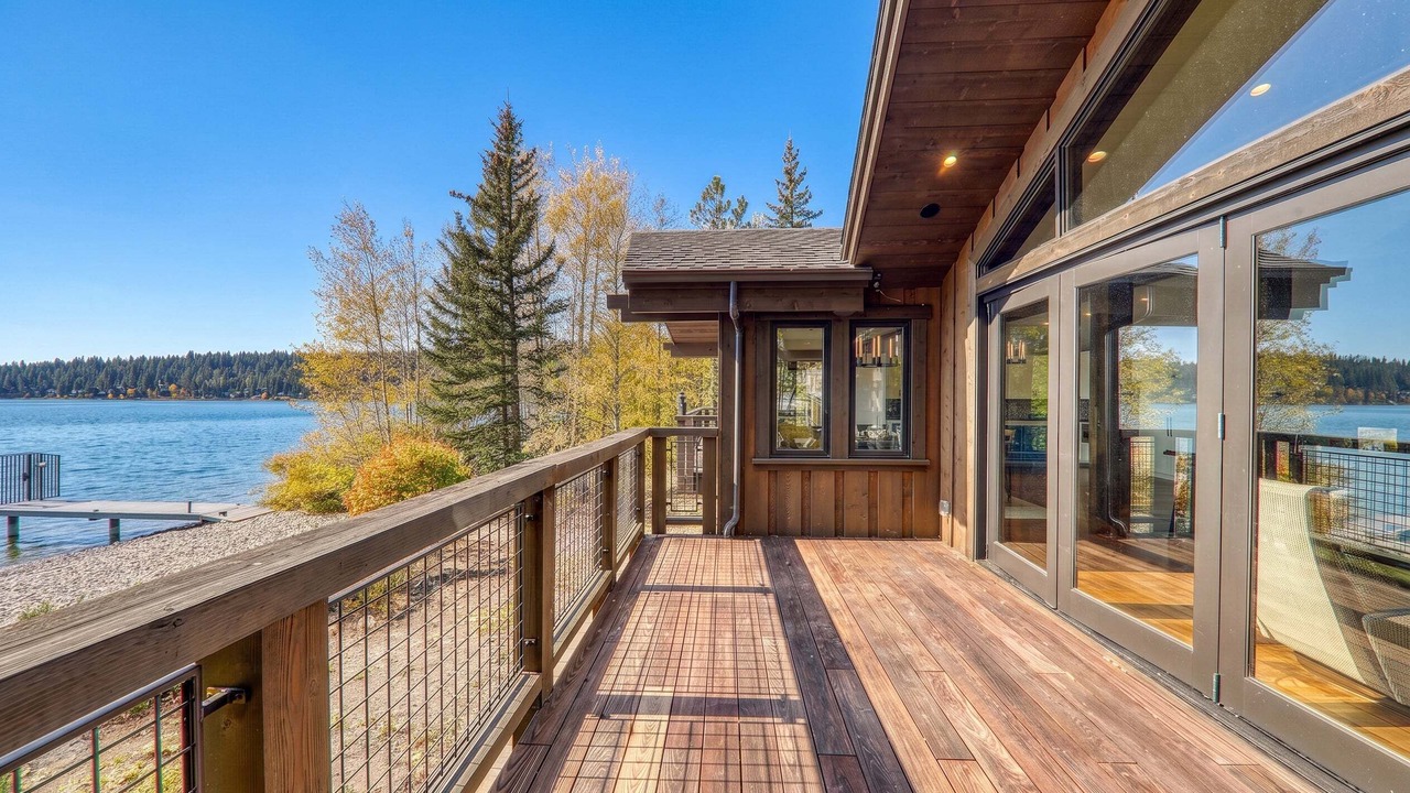 Photo of Patio Balcony in Carnelian Bay
