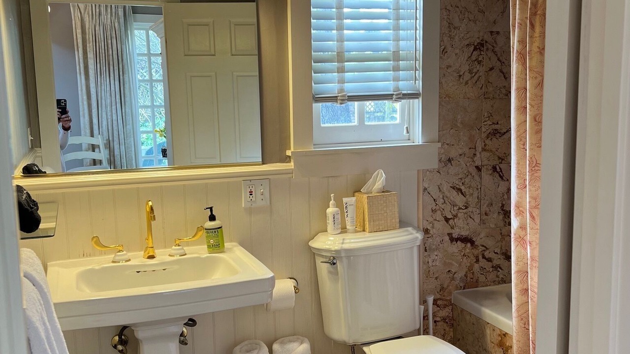 Photo of Bathroom in Sonoma