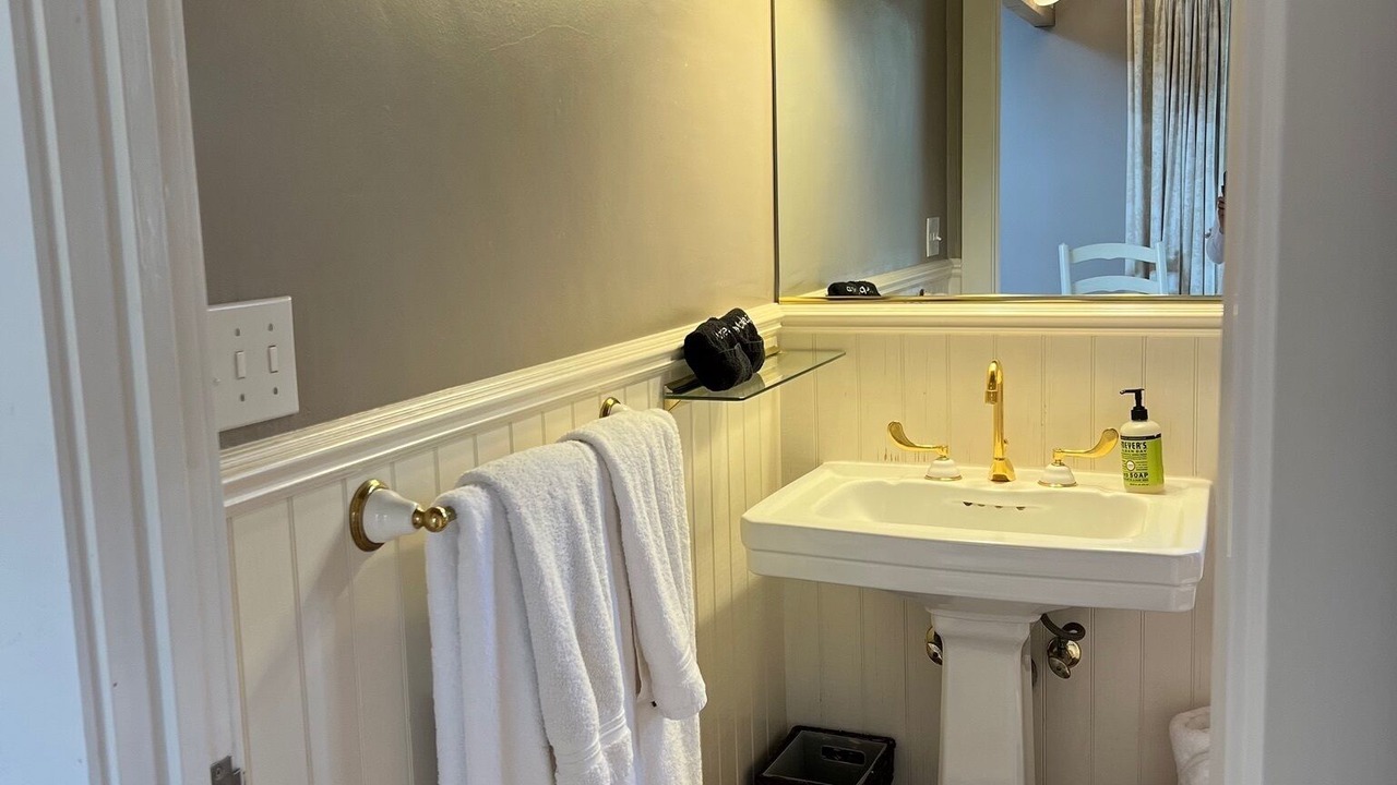 Photo of Bathroom in Sonoma