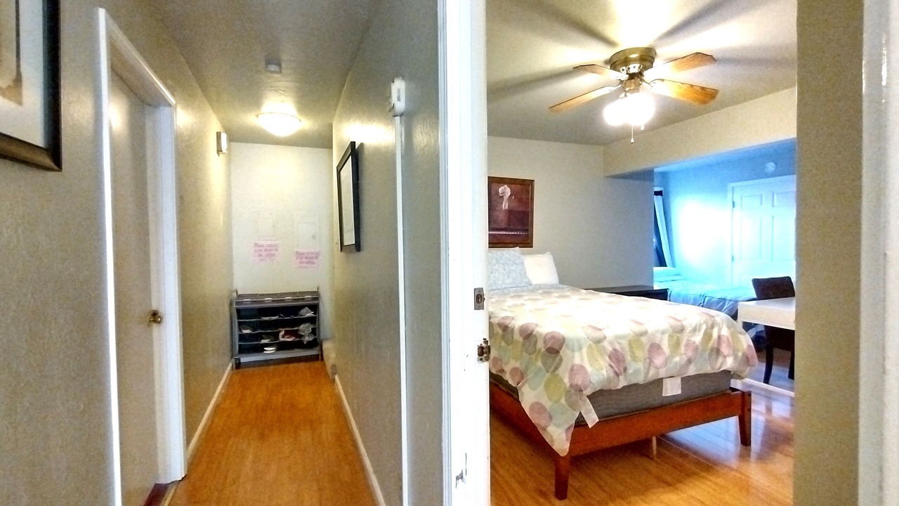 Photo of Bedroom in Oakland