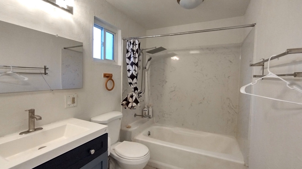 Photo of Bathroom in Oakland