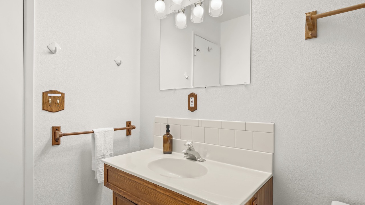 Photo of Bathroom in Ahwahnee