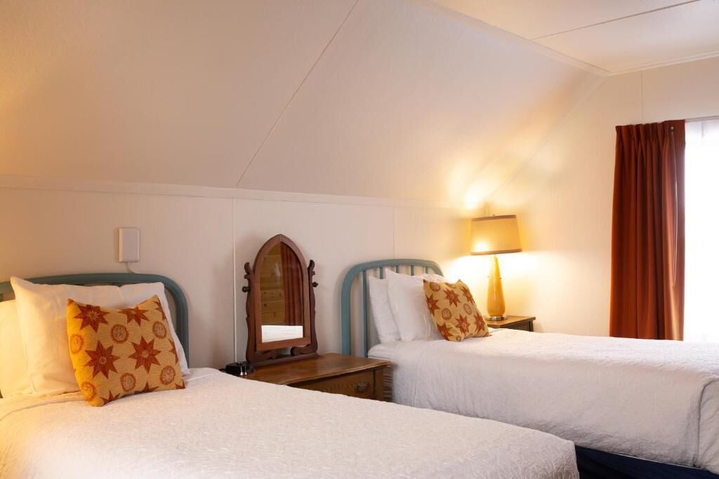 Photo of Bedroom in June Lake