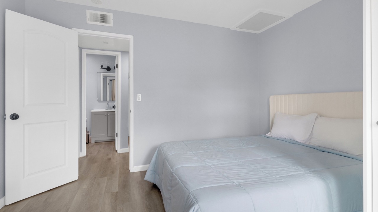 Photo of Bedroom in Salinas