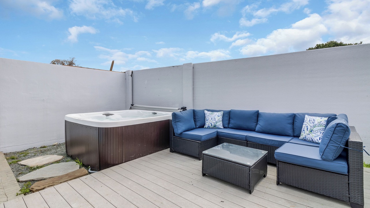 Photo of Patio Balcony in Salinas