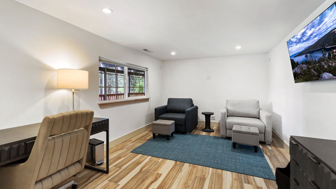 Photo of Bedroom in Skyland