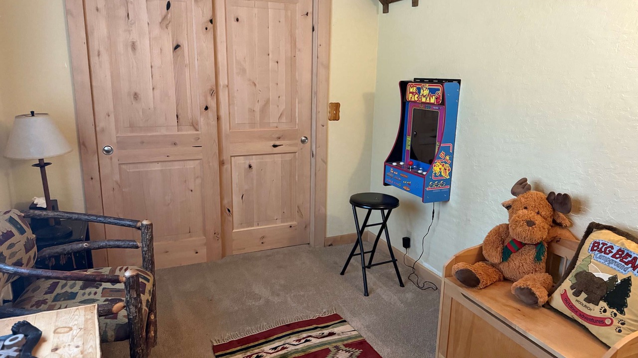 Photo of Bedroom in North Upper Truckee