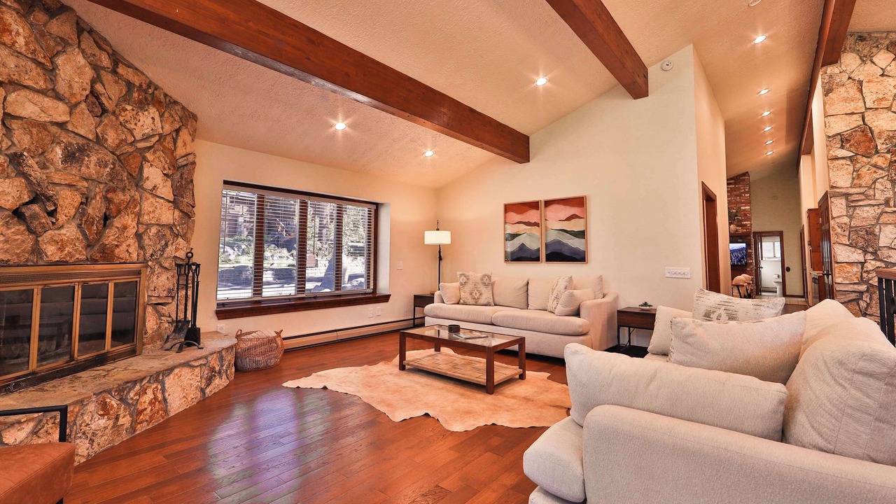 Photo of Bedroom in Lincoln Park