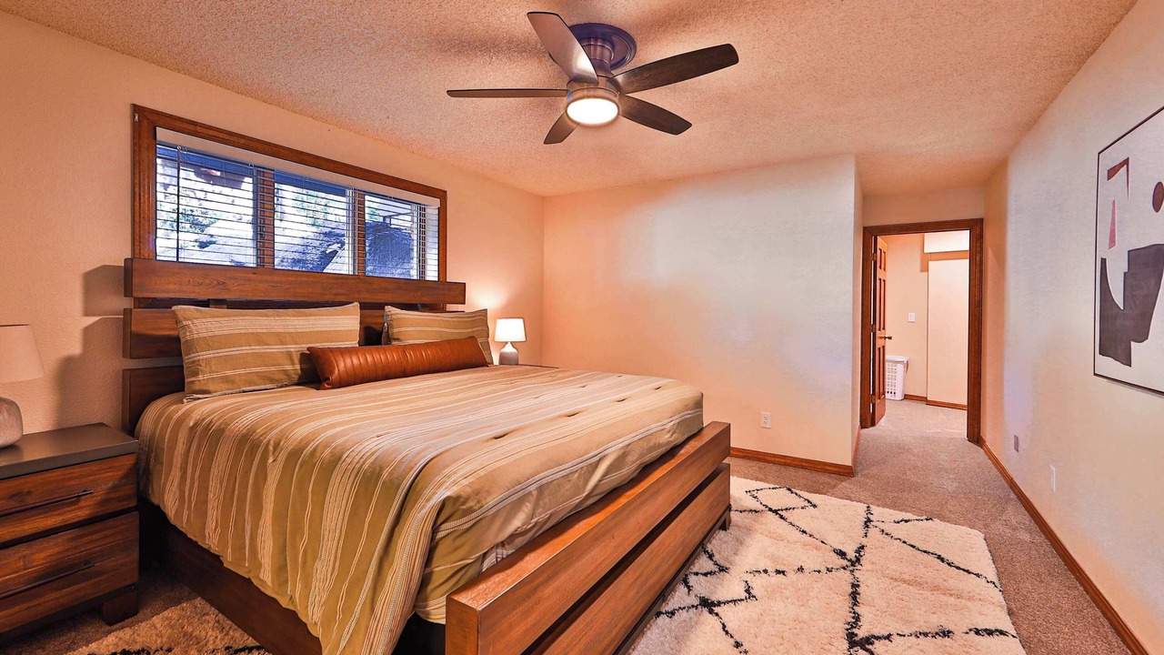 Photo of Bedroom in Lincoln Park