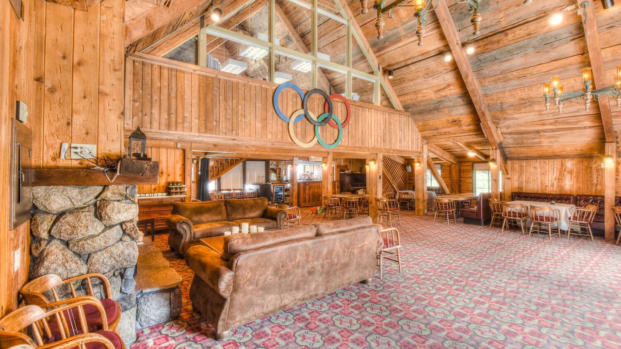 Photo of Livingroom in Tahoe Woods