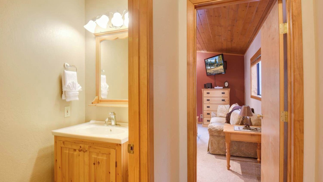 Photo of Bathroom in McKinney Estates