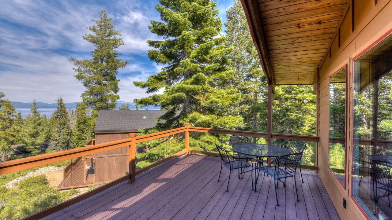 Photo of Patio Balcony in Chamberlands