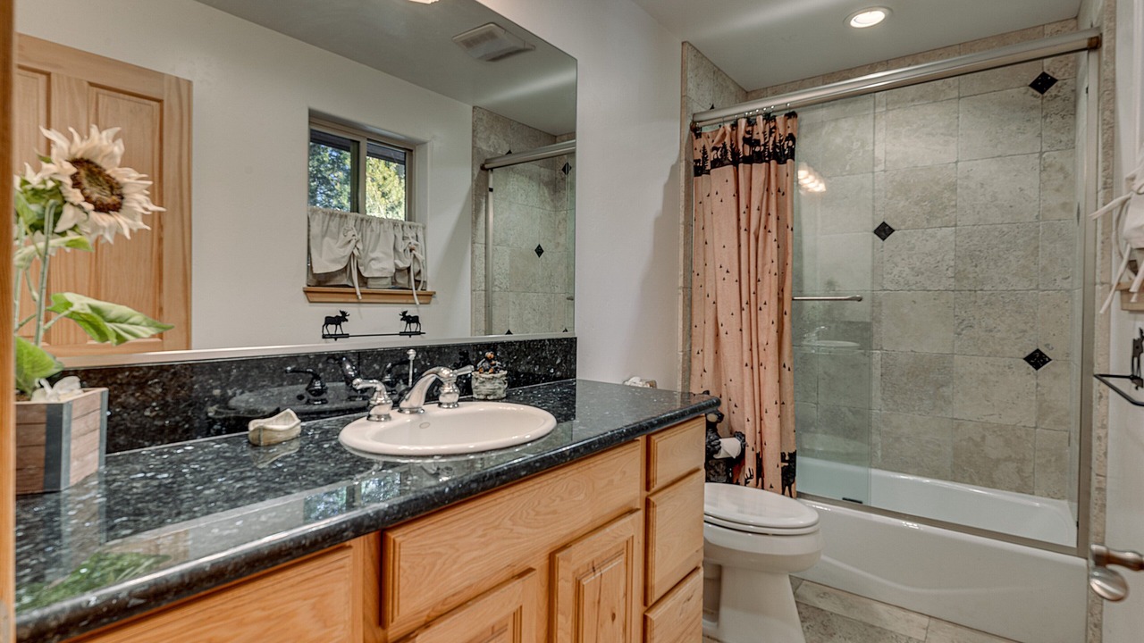Photo of Bathroom in Pioneer Trail
