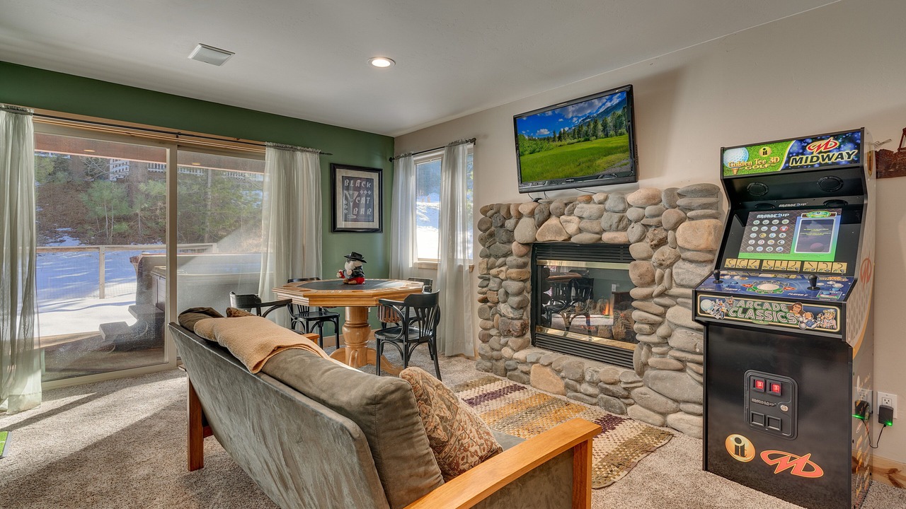 Photo of Livingroom in Pioneer Trail