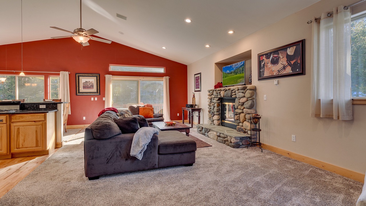 Photo of Livingroom in Pioneer Trail
