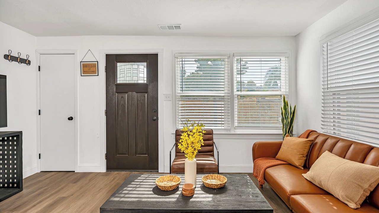 Photo of Livingroom in Friant