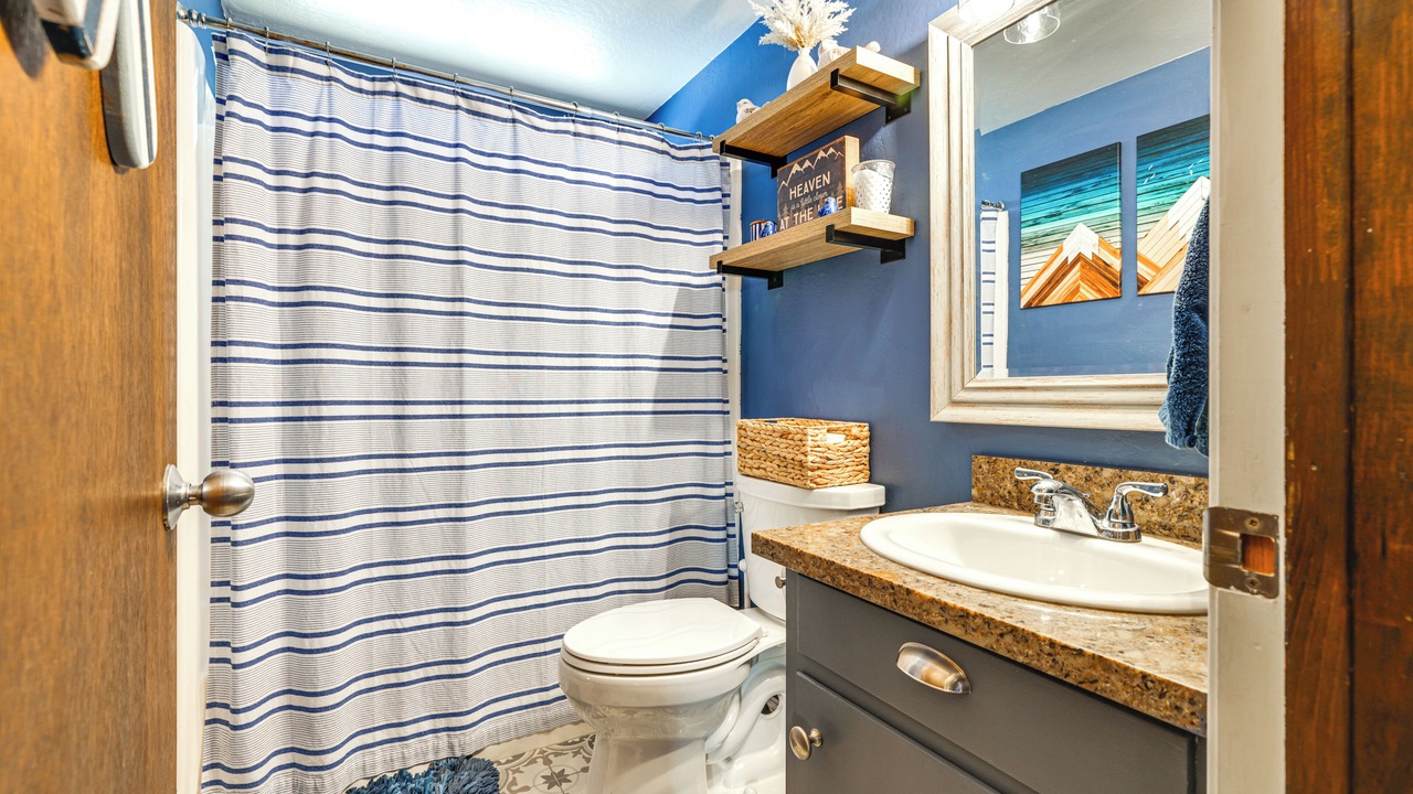 Photo of Bathroom in Groveland