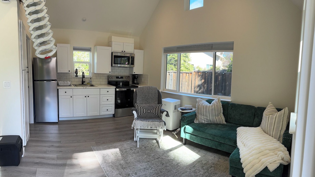 Photo of Livingroom in Danville