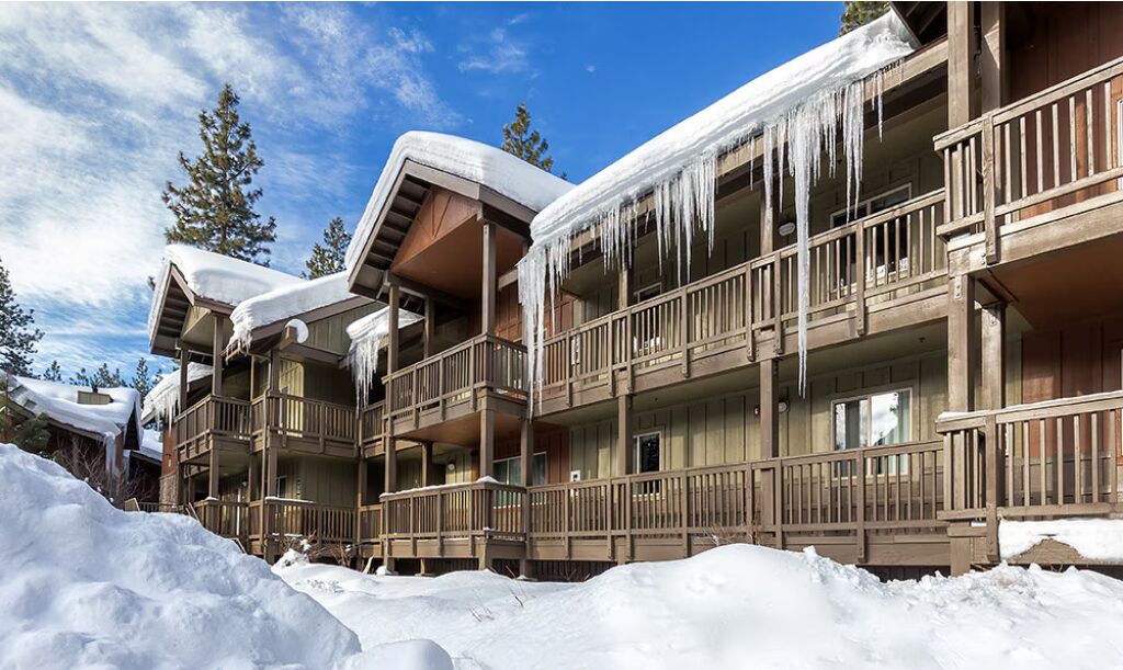 Photo of Outdoor in Round Hill Village