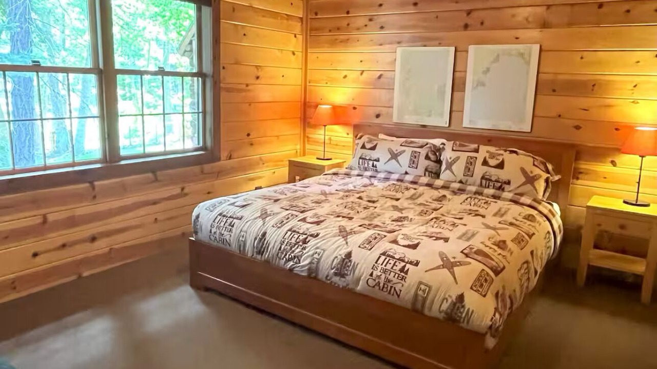 Photo of Bedroom in Tahoe Pines