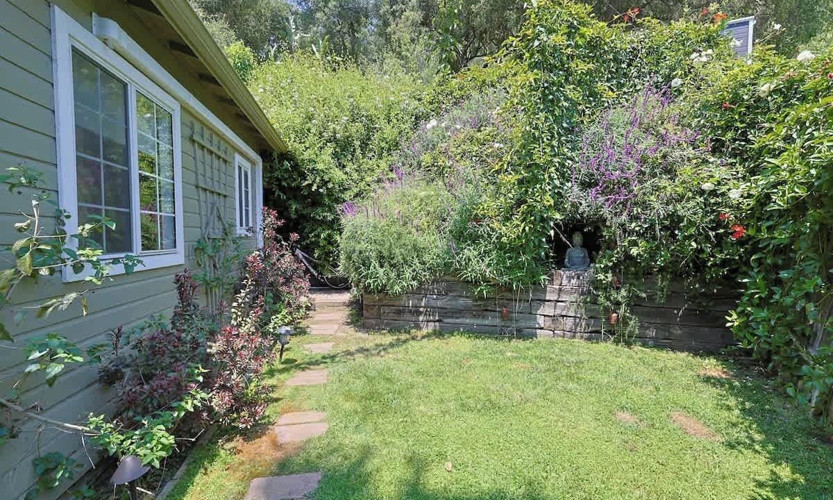 Photo of Outdoor in Fernwood