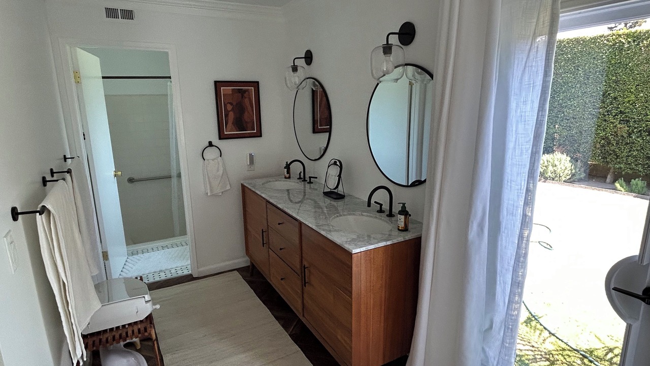 Photo of Bathroom in Santa Ana Heights