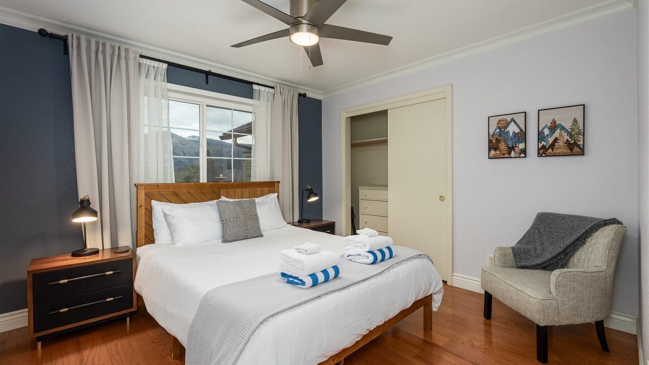 Photo of Bedroom in Oakhurst